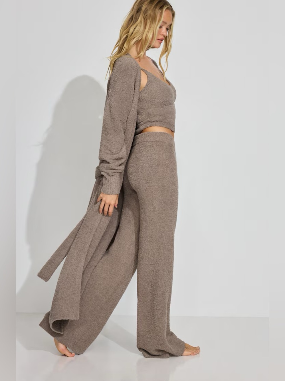 NTW Dynamite Plush Robe - Picture 3 of 4